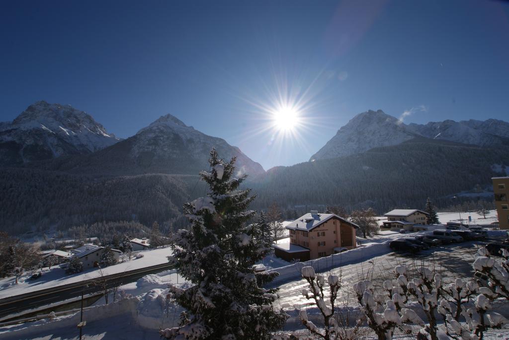 Hotel Bellaval Scuol Exterior photo